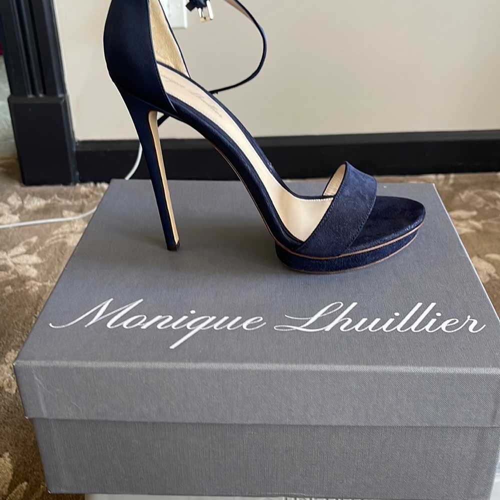 Monique Lhuillier beautiful sandals